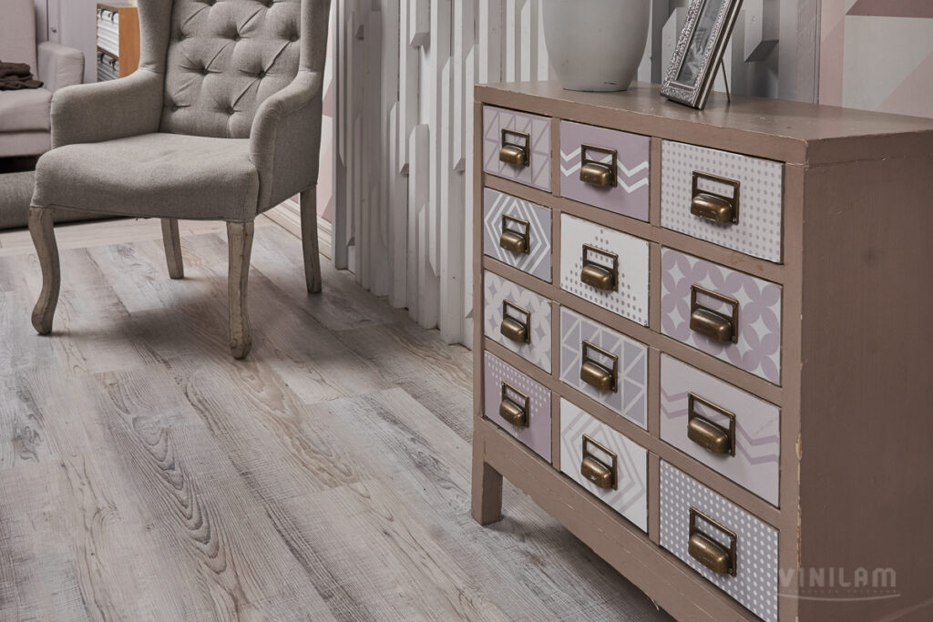 SPC VINILAM Ceramo Wood Сосна Андер 494-9 22,5×122 Замковый