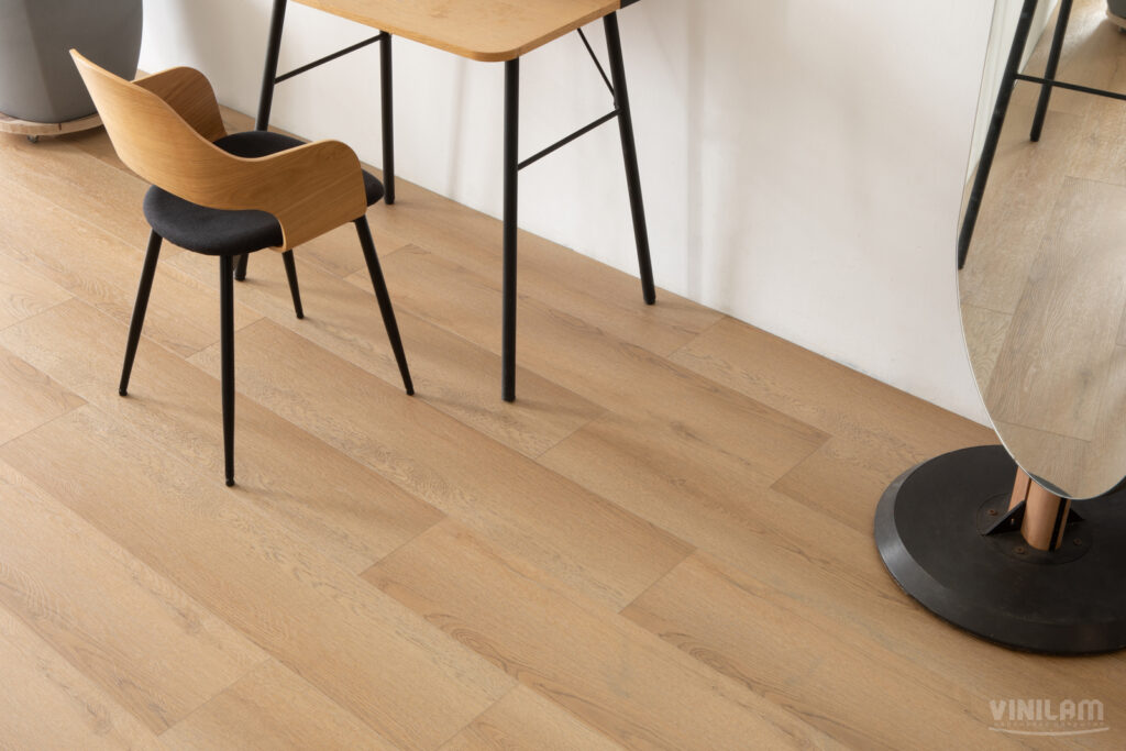 WPC VINILAM Cork Дуб Динан 10140V  22,7×122 Замковый